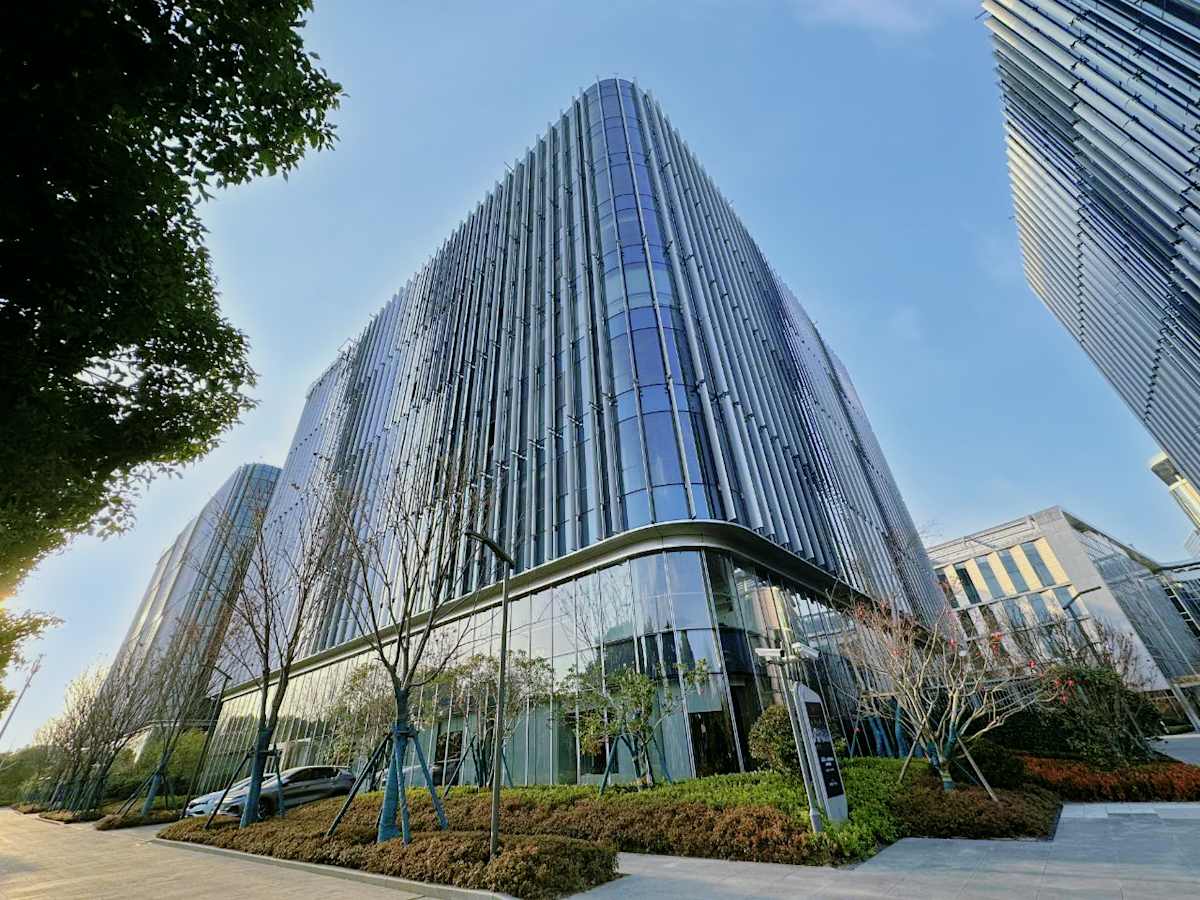 No. 1, Lane 608,East Yinggang Road, QingPu District,9/F BU Center, T2 Building - Regus