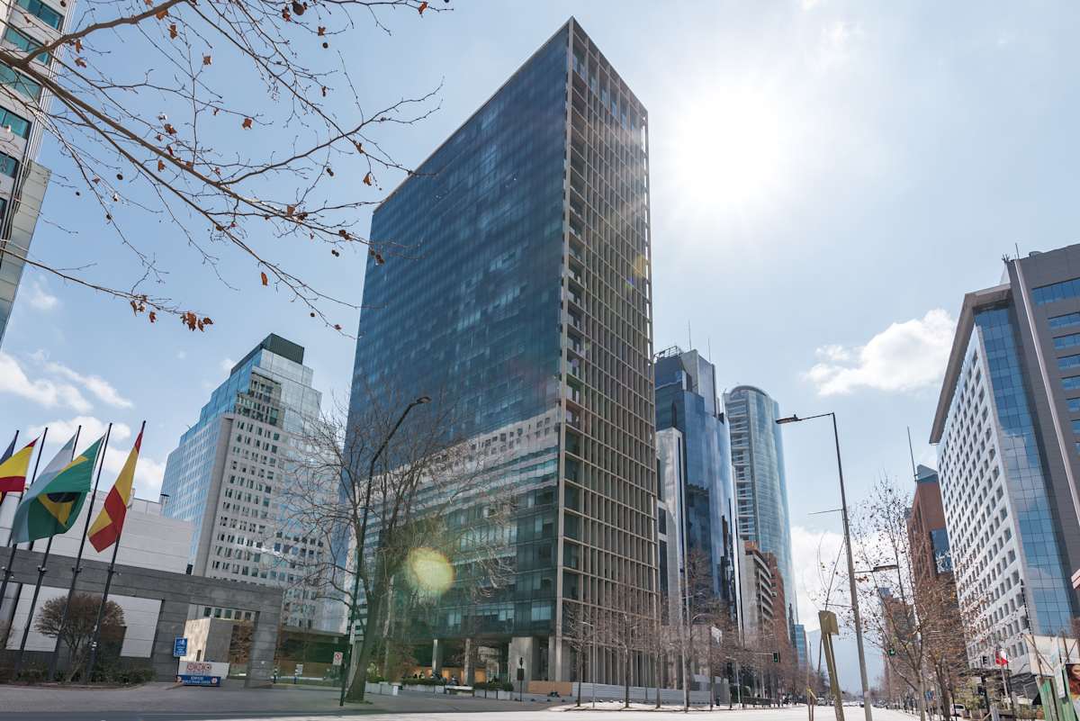 Avenida Vitacura 2670,Piso 15, Las Condes - Regus
