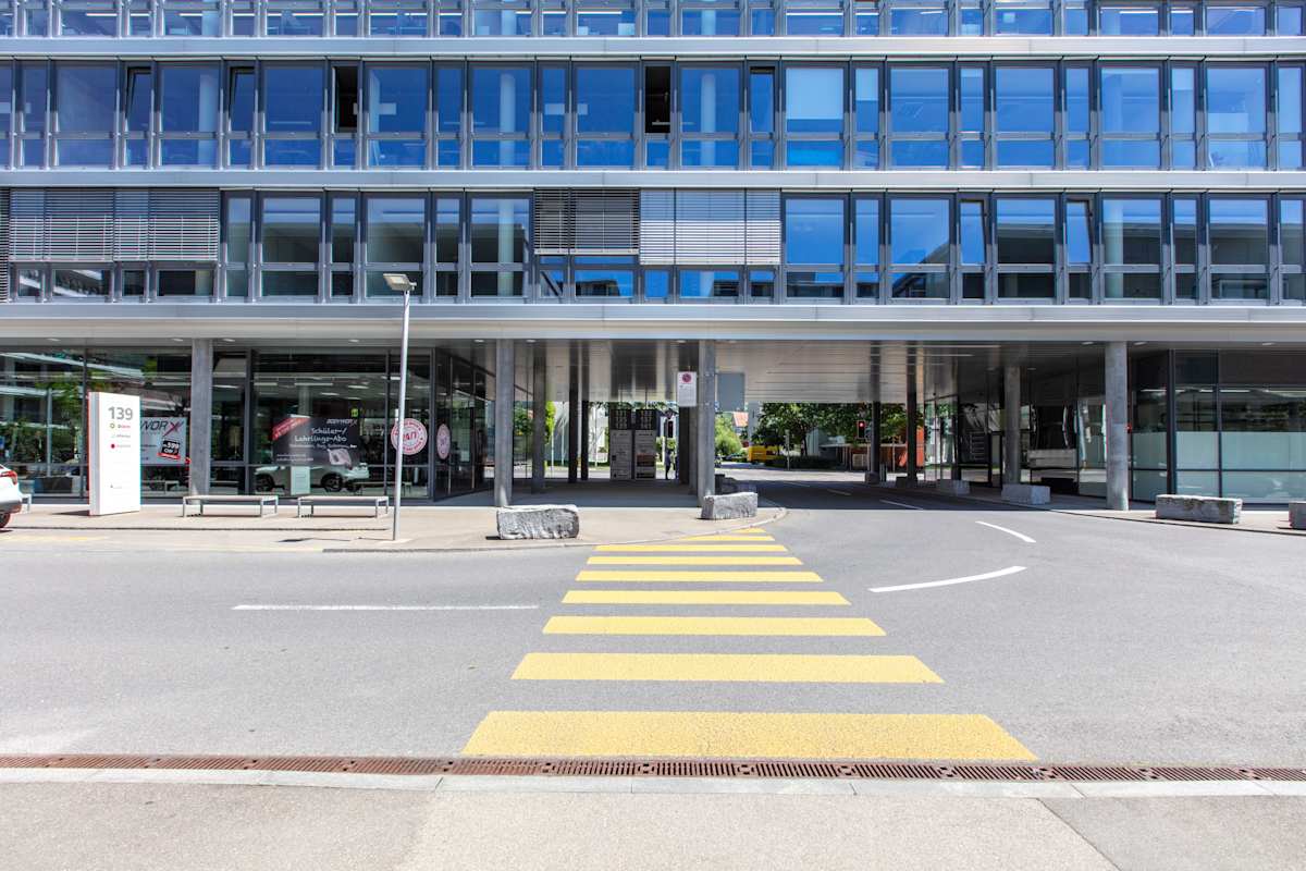 Baarerstrasse 135,3rd floor - Regus