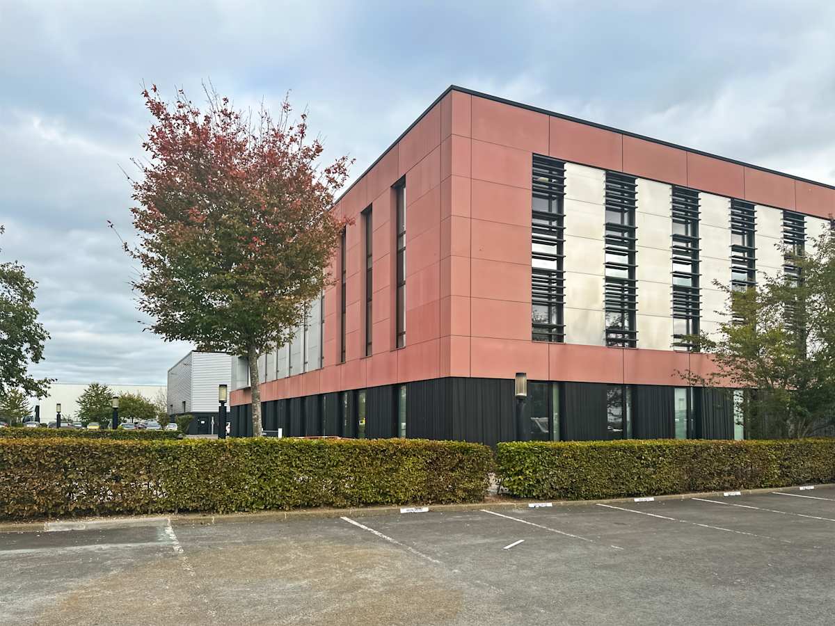 11 Rue Paul Dubrule - Regus