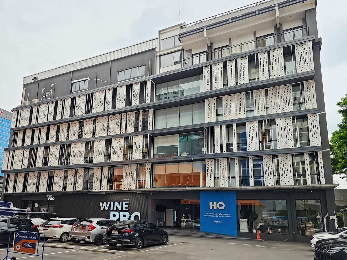 51 Sukhumvit 24 Alley,Khet Khlong Toei,Krung Thep Maha Nakhon - Hq