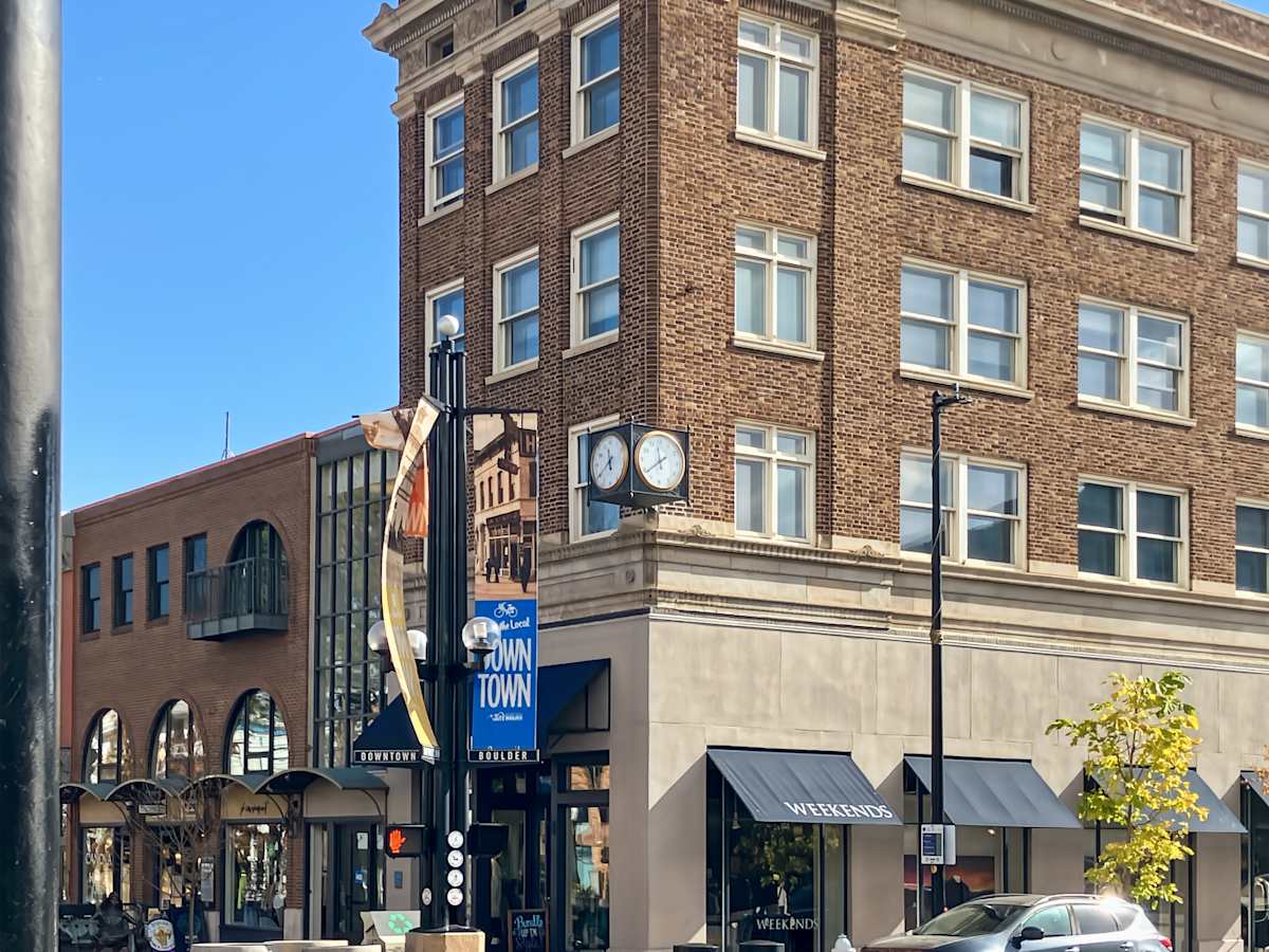 Pearl St