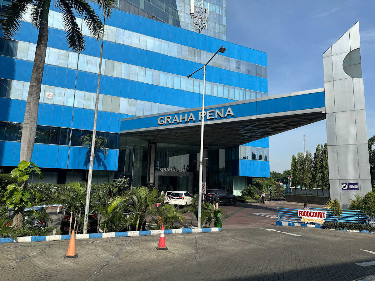 Jl. Ahmad Yani No. 88,Graha Pena - Regus