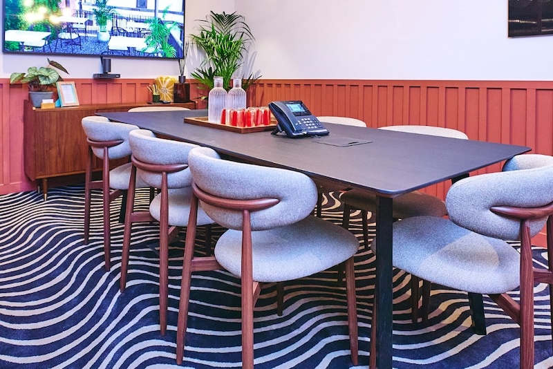 1 Royal Exchange Avenue - Creo London Limited