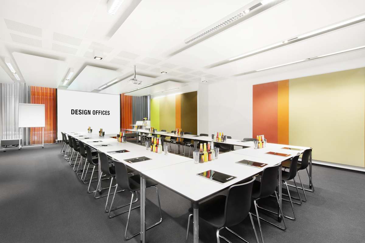 Luise-Ullrich-Strasse 20 - The Office Operators
